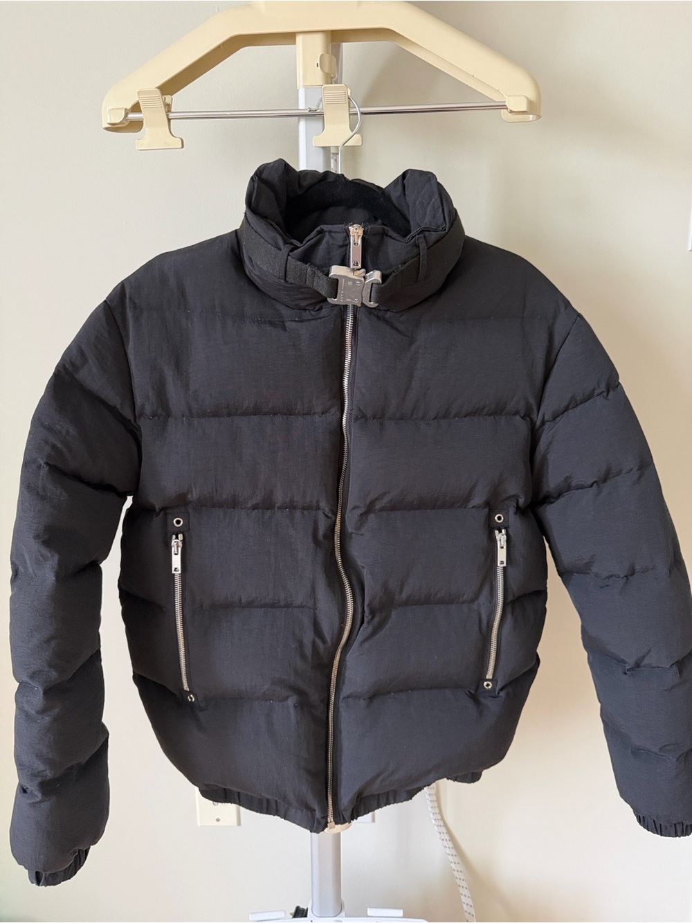 Alyx Men's Black down Puffer Jacket - Classic Winter Coat, size S